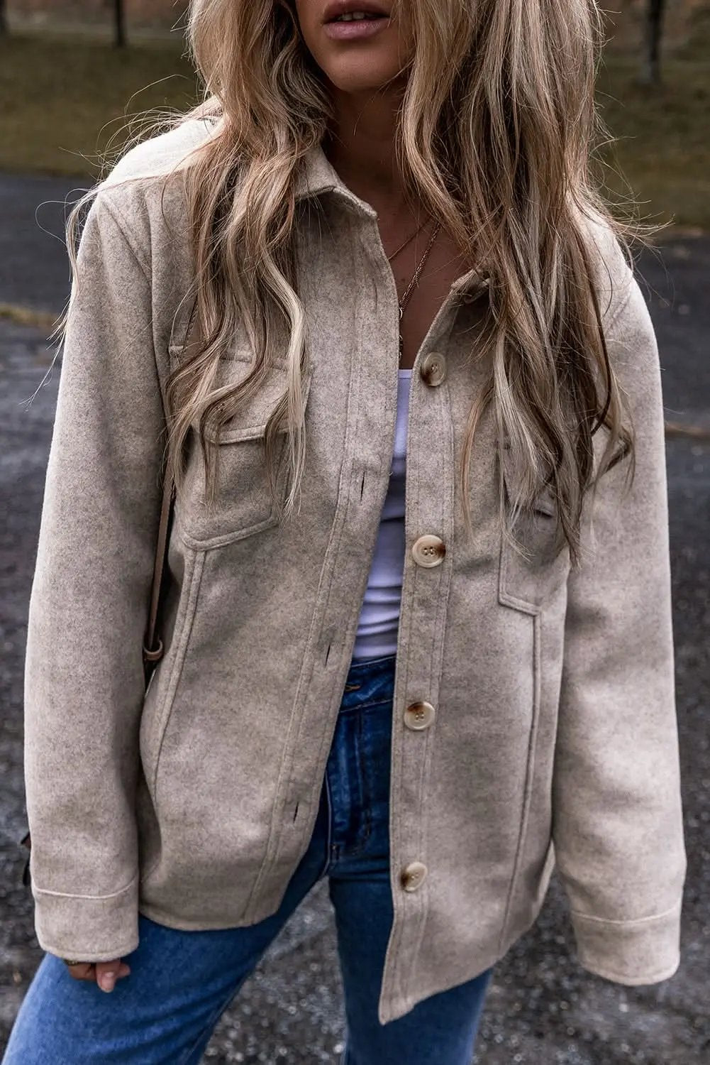 Light grey buttoned shacket with pockets - Love Salve